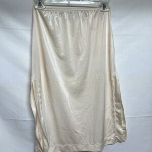 Half Slip Ivory Vintage Mel-Lin